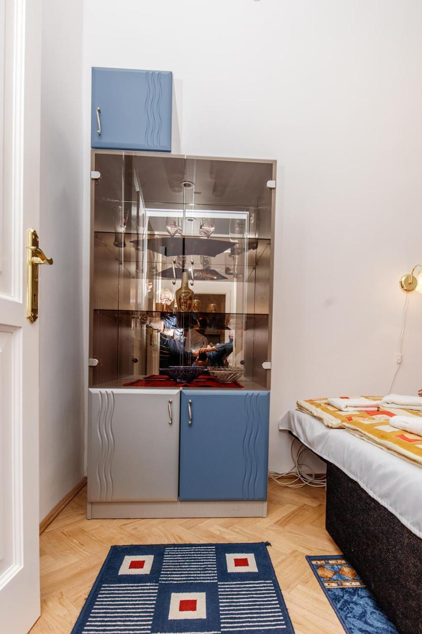 Arany Csillag Apartman Егер Екстериор снимка